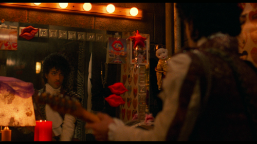 Purple.Rain.1984.2160p.UHD.BluRay.REMUX.HEVC.HDR.DTS-HDMA5.1-CHD.mkv_20240722_070756.023.png