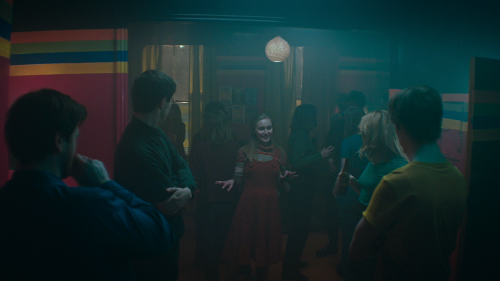 The.Little.Drummer.Girl.S01E01.2018.2160p.UHD.Blu-ray.Remux.DV.HEVC.DTS-HD.MA5.1-HDS.mkv_20240813_141134.884.png
