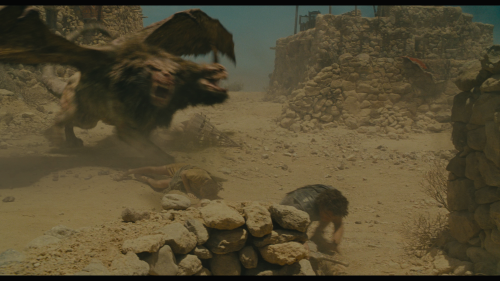 Wrath.of.the.Titans.2012.UHD.BluRay.2160p.REMUX.HEVC.DoVi.HDR.DTS-HDMA5.1-CHD.mkv_20240912_120441.582.png