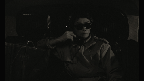 The.Red.Spectacles.1987.2160p.UHD.Blu-ray.Remux.HEVC.LPCM5.1-HDS.mkv_20250402_213619.593.png