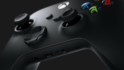 06-xbox2020_cntlr_tiltedports_mkt_16x9_rgb__resized.jpeg