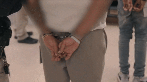 ezgif-5e2d231e42134a.gif