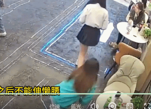 7777777f243d3028f3eb636.gif