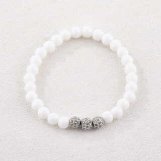 BR25010694a42d5d6881f8e4