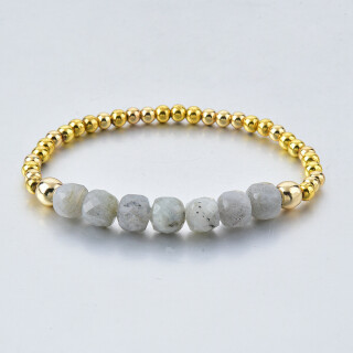 BR250130424a359a49f22b95