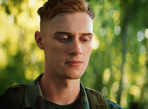 tumblr_fd1ed1e434deda59544a68f2de3731f2_51778f48_540.gif